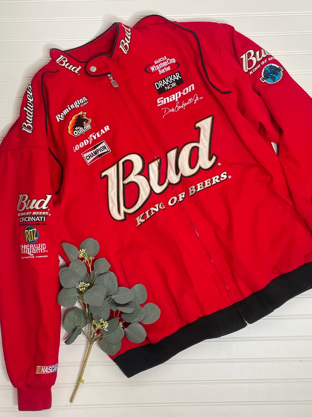 Chase Authentics Vintage Bud King of Beer Nascar Zip Up Jacket